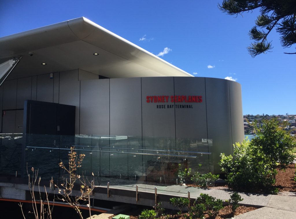 Travelspotter Monthly Recap - December - All the things I did in December, 2017, as seen on the blog www.travelspotter.org - Seaplane ride over Sydney Harbour and Northern Beaches